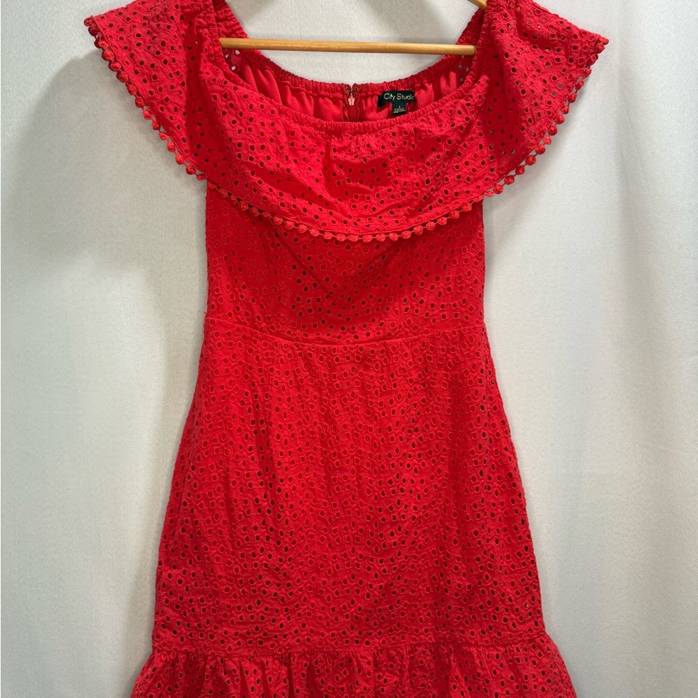 City Studio Red Eyelet Off Shoulder Ruffle Hem Dress Women’s Size 1